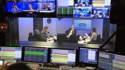 «C’est merveilleux et magnifique» : le marché de Noël de Strasbourg s'ouvre et enchante les visiteurs 