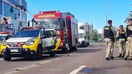 “Estes anjnhos terão a imagem do herói que o pai foi”, diz coronel no local do acidente que matou PM