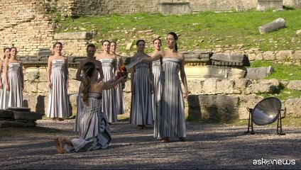 Accesa a Olimpia la fiamma olimpica dei Giochi di Milano Cortina