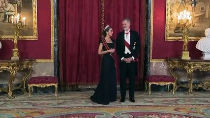 La reina Letizia luce la tiara Cartier siete años después