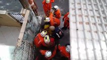 VÍDEO: Mulher é resgatada após desabamento de imóvel em Salvador