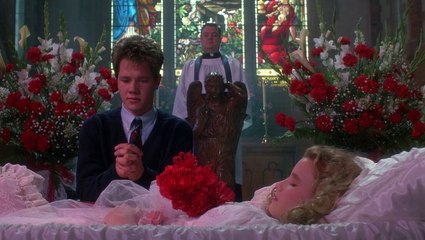 A regular girl, Veronica, tries to survive the social jungle of high school by sticking with the three most popular girls at school  HD ( Comedy )