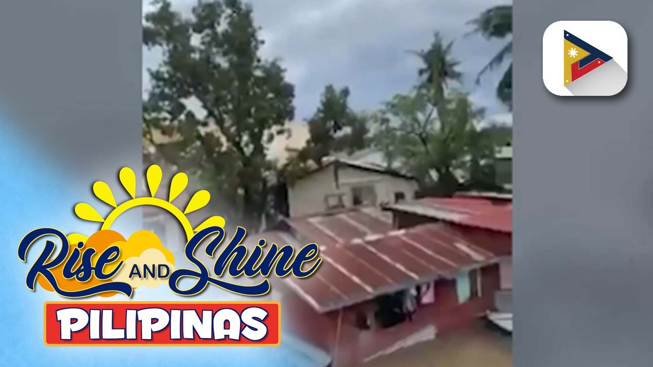 Mga residente sa Brgy. Singcang-Airport, Bacolod City, binaha dahil sa walang tigil na ulan