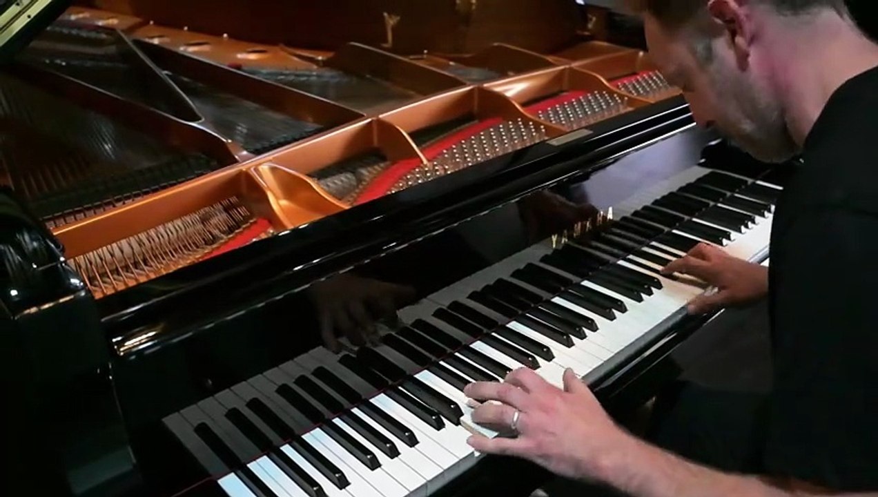Ulumbarra Theatre's new nine foot grand piano