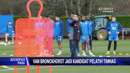 Van Bronckhorst Jadi Kandidat Pelatih Timnas