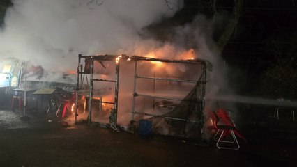 부천 포장마차 트럭에서 불..."담배꽁초 때문에" / YTN