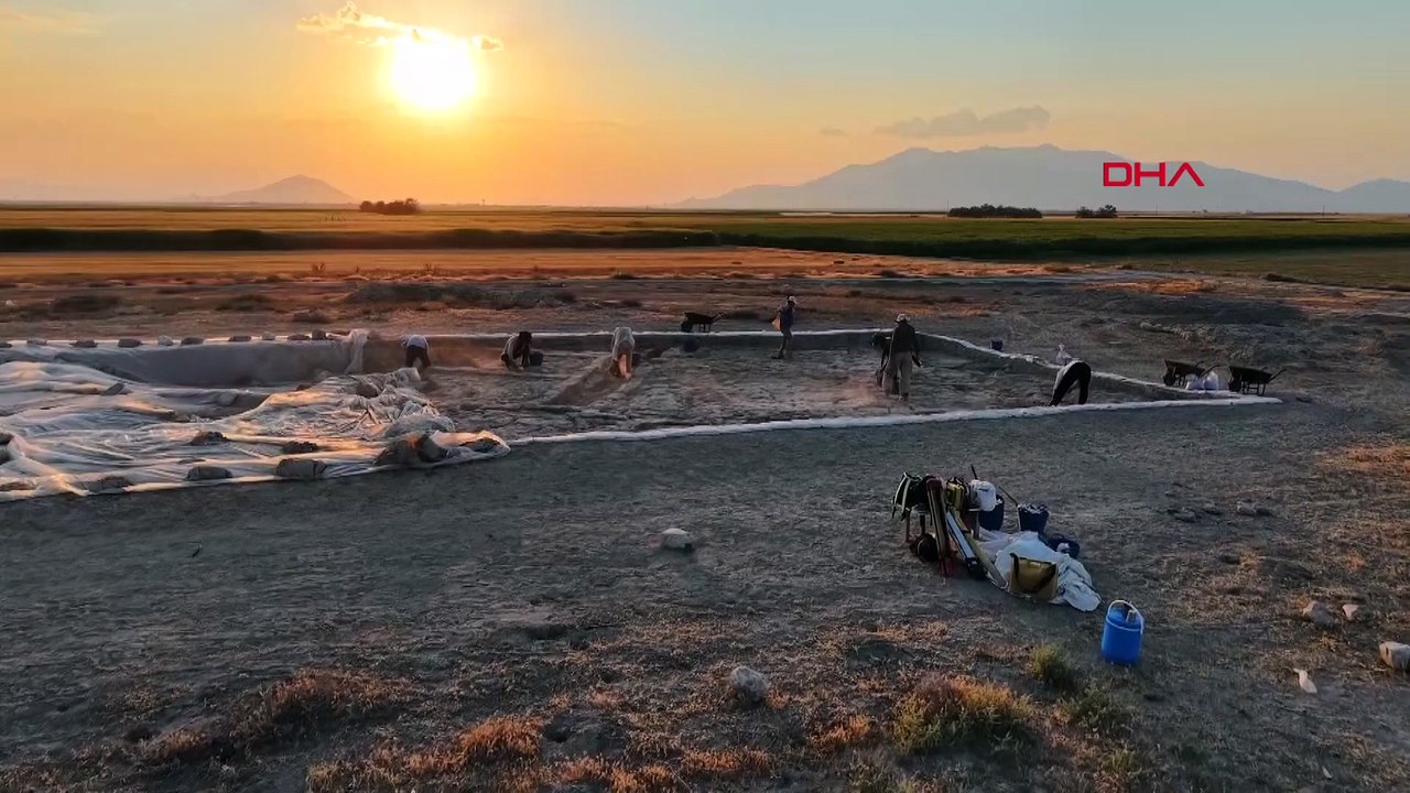 Karaman’da tarihe ışık tutan keşif: 8 bin 500 yıllık obsidyen ayna bulundu