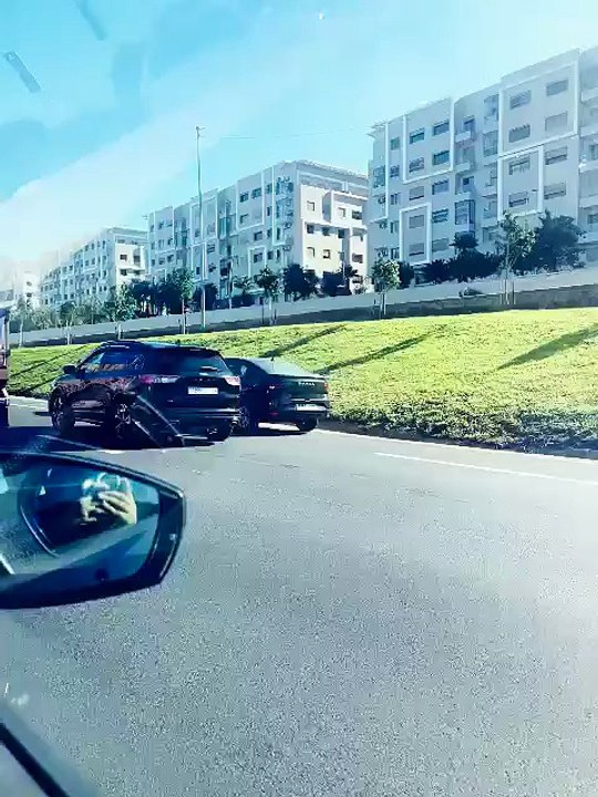 _حادث سير خط___ ير في الطريق الحضاري الرابط بين الحي المحمدي سيدي مومن في اتجاه المحمدية.