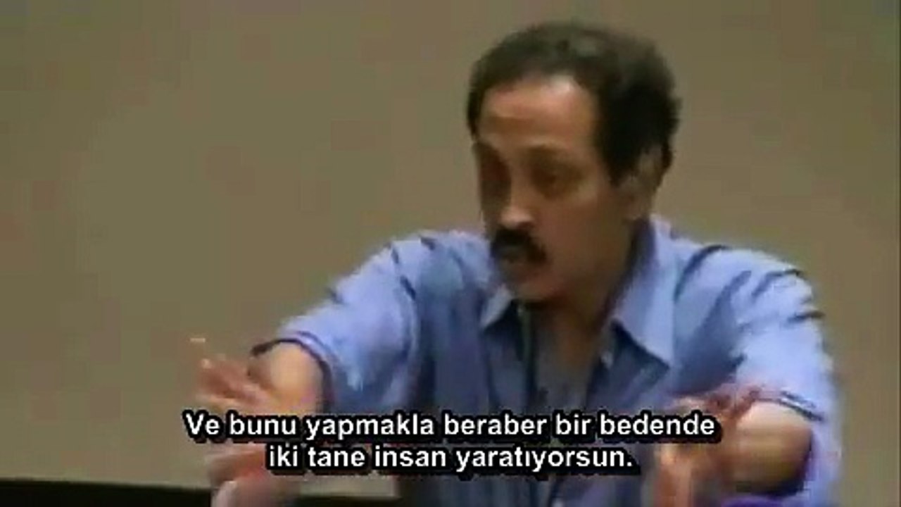 Yarık beyin vakası, beynin yarısı ateist diğer yarısı tanrıya inanıyor