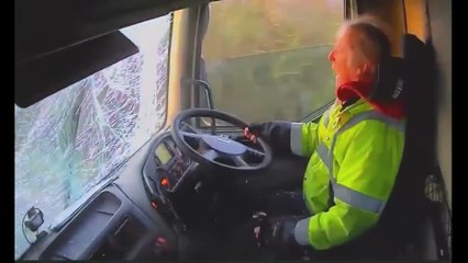 Driver Causes Multi-Car Crash After Driving with Fogged-Up Windshield: 5 Cars Wrecked, 3 Injured