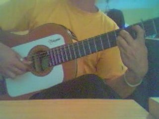 essais Granaina en si dorien(desolé pour les fausses notes)