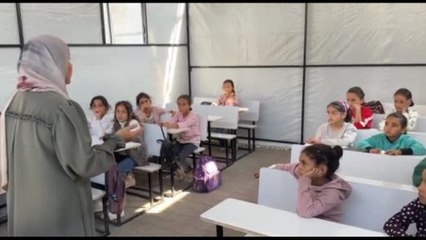 A Gaza i bambini tornano a scuola: "Un momento atteso a lungo"