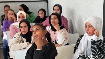 A Gaza i bambini tornano a scuola: "Un momento atteso a lungo"