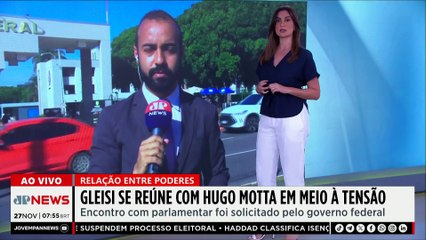 Gleisi procura Hugo Motta após ausência em sanção de lei de isenção do IR