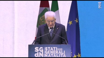 Mattarella: "In una società veloce i giovani sono in ritardo"