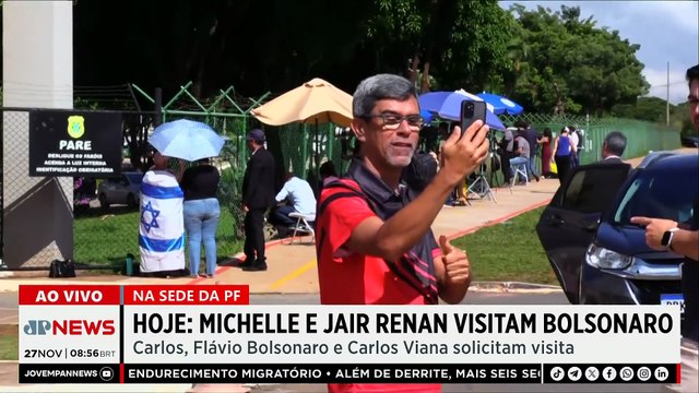 Michelle e Jair Renan visitam Bolsonaro na sede da PF