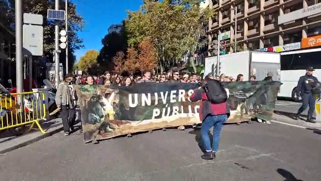 El segundo día de huelga concentra a 200 manifestantes denunciando la falta de financiación en las universidades madrileñas