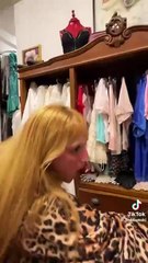 O brechó que fica aberto durante as madrugadas no Centro de Florianópolis