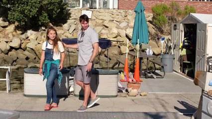 A twelve-year-old girl befriends a quirky teenage mermaid who's anything but mythical, and their friendship could heal an age-old feud HD ( Adventure, Drama, Family )