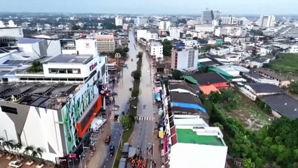 La cifra de muertos por las graves inundaciones en el sur de Tailandia sube a más de 80
