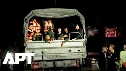 Rescue Workers Evacuate Thousands as Deadly Floods Devastate Southern Thailand | APT