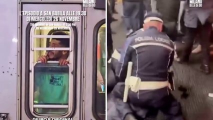 Si introduce nella cabina del metrò a San Babila: lo arrestano con il taser. Il video