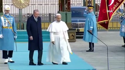 Erdoğan, Vatikan Devlet Başkanı Papa 14. Leo’yu resmi törenle karşıladı