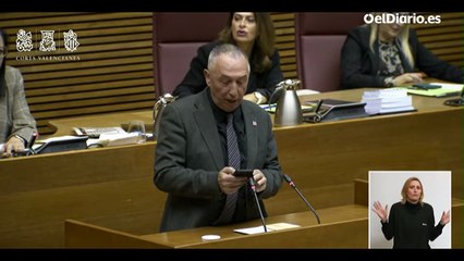 Cortan el micro de Baldoví cuando iba a leer whatsapp que envió a Mazón el día de la dana