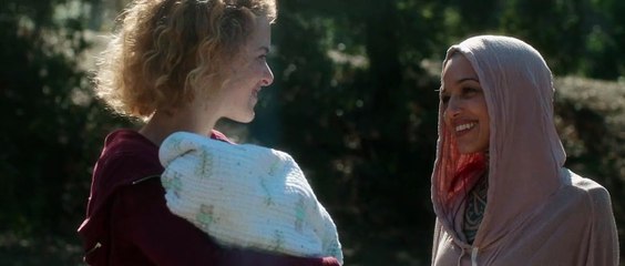 A woman living in her car must take a teen mother under her care in order to find the strength to face the future HD ( Drama )