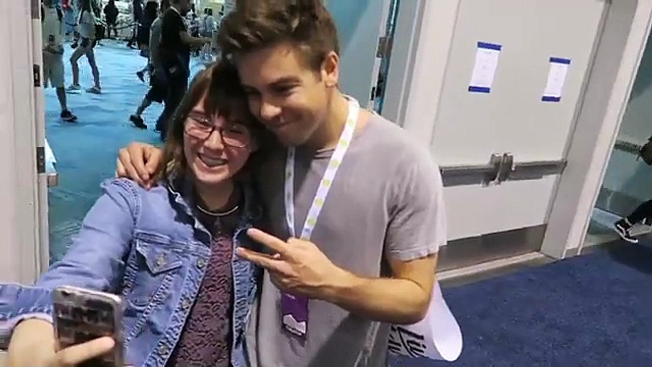 Episode 7 - vidcon part 2. the life of an influencer baby