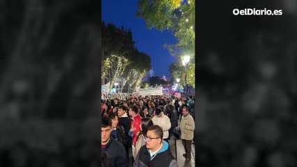 Comienza con pancartas  “salvar la pública”  la manifestación por las universidades en Madrid