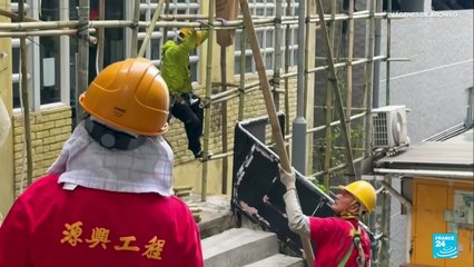 Hong Kong: el bambú bajo sospecha tras mortal incendio en torres residenciales