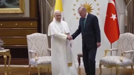 Papa León XIV y el presidente Recep Tayyip Erdogan se reunieron en Turquía en histórico encuentro