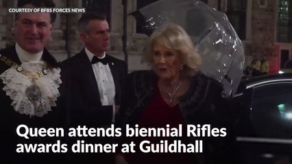 Queen attends biennial Rifles awards dinner