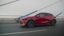 Renault Clio full hybrid E-Tech Esprit Alpine Design in Absolute Red Driving Video