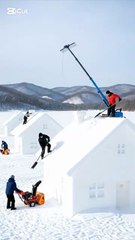 Satisfying snow removal from the roof of houses after snowfall