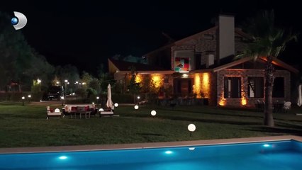 Zeynep'in yorgan toplamal ask sohbetleri! Guller ve Gunahlar Ozel Klip