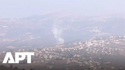 Israel Strikes Hezbollah Targets in Southern Lebanon — Smoke Seen From Israel | APT