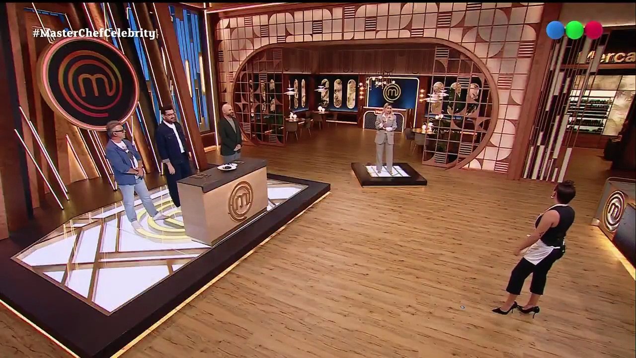 El comentario de Sofía Gonet sobre Homero Pettinato que hizo estallar a Wanda Nara en MasterChef Celebrity: "Es un falso"