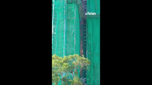 Les premières images du départ de feu meurtrier à Hong Kong