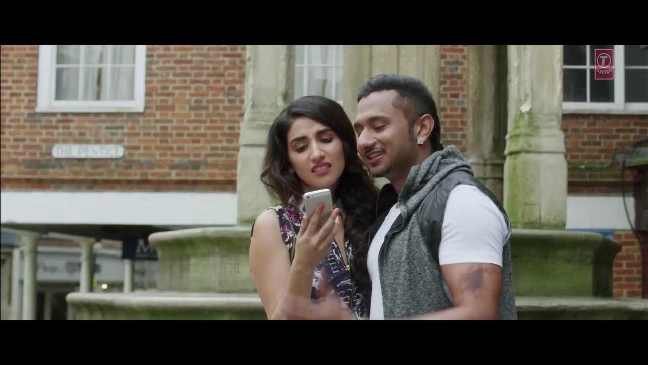 Call Aundi Video Song Yo Yo Honey Singh All Over the World Songs...