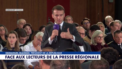 Emmanuel Macron annonce l'interdiction des portables au lycée  «à partir de la rentrée prochaine»