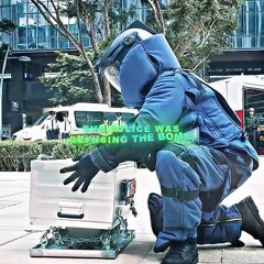 The bomb disposal expert is under heavy fire from snipers #shorts #movie #film #trading #viral