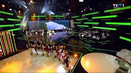 Aneta Stan, Andreea Feraru, Larisa Carlugea si Grigore Gherman - Plina e lumea de dor (Petrecere cu cantec - TVR 1 - 16.11.2025)