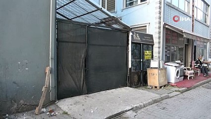 Marketten ürün çalmaya çalıştı, kaçarken yüksekten düşüp yaralandı