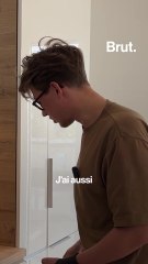 Amputé partiellement de la main, il fabrique ses propres prothèses.