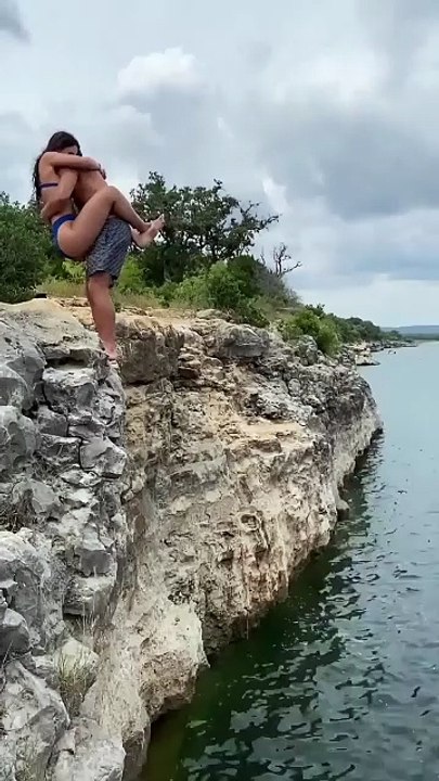 📍USA🇺🇸   _travel_beach_jump_shorts_usa