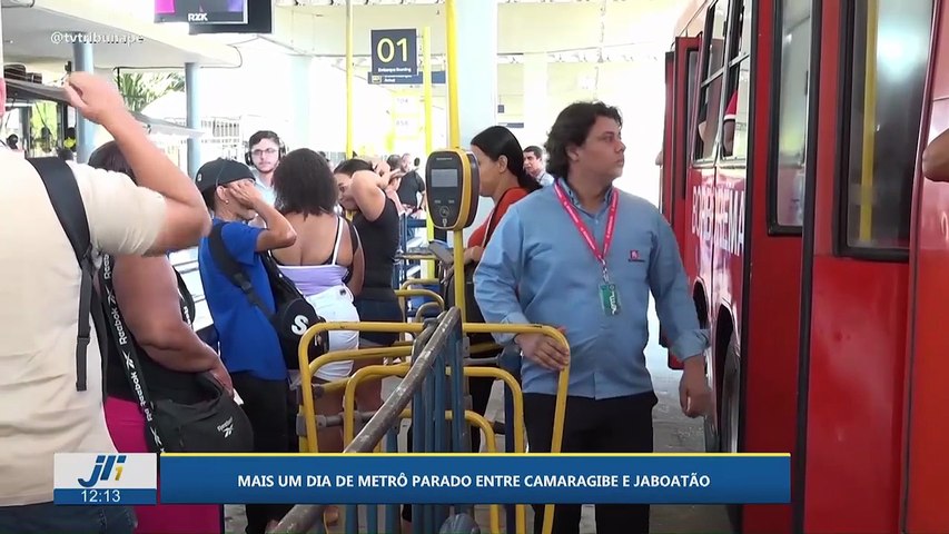 Mais um dia de metr&#244; parado entre Camaragibe e Jaboat&#227;o
