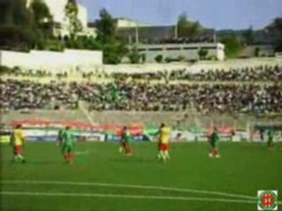 QUAND LES SUPPORTERS DE LA JSMB ENVAHISSENT LES STADES !!!!