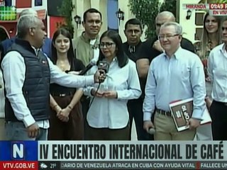 Vpdta. Rodríguez resaltó identidad del venezolano para superar las dificultades ante el bloqueo criminal